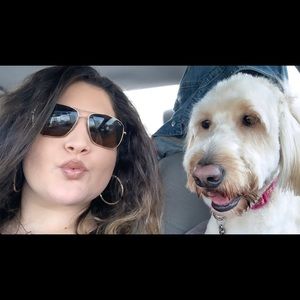 Meet your Posher, Nadia